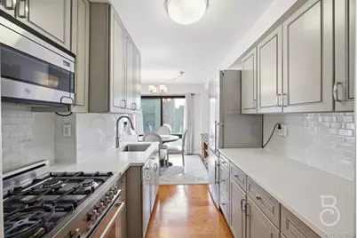 33-43 14th Street #10A, Astoria, NY 11106 - Photo 1