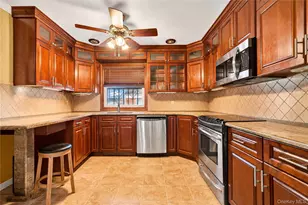 1244 Village Ct, Baldwin, NY 11510 - Photo 7