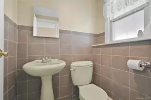 1244 Village Ct, Baldwin, NY 11510 - Photo 23