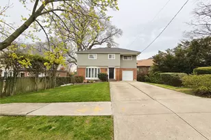 241-11 52nd Ave, Douglaston, NY 11362 - Photo 17