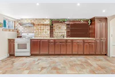 1918 Ditmars Boulevard, Astoria, NY 11105 - Photo 15