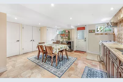 1918 Ditmars Boulevard, Astoria, NY 11105 - Photo 17