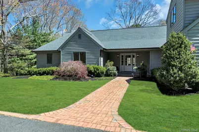3 Quail Run, Hampton Bays, NY 11946 - Photo 47
