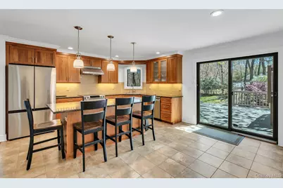 3 Quail Run, Hampton Bays, NY 11946 - Photo 7