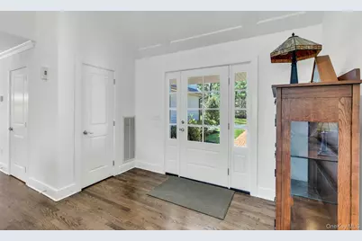 3 Quail Run, Hampton Bays, NY 11946 - Photo 3