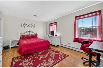 334 Greeves Road, New Hampton, NY 10958 - Photo 17