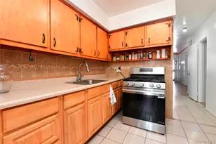 10107 Avenue L, Brooklyn, NY 11236 - Photo 13