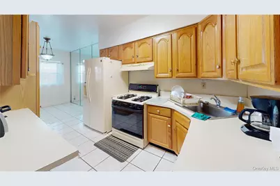 77-11 30th Avenue, East Elmhurst, NY 11370 - Photo 9
