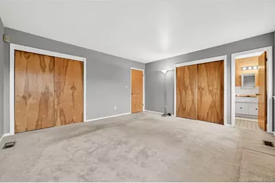 56 Coakley Avenue, Harrison, NY 10528 - Photo 15