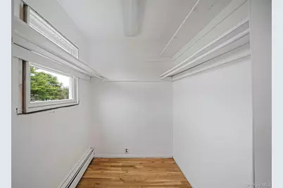 60 1st Avenue, Medford, NY 11763 - Photo 17
