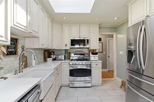 15 Bayard Ave, Bayville, NY 11709 - Photo 9