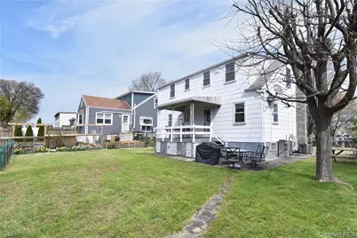 355 Upland Avenue, Yonkers, NY 10703 - Photo 33