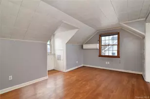 355 Upland Ave, Yonkers, NY 10703 - Photo 21