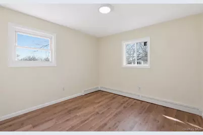41 Madison Avenue, Amityville, NY 11701 - Photo 9