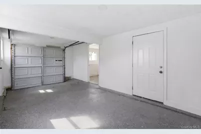 41 Madison Avenue, Amityville, NY 11701 - Photo 27
