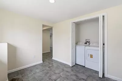 41 Madison Avenue, Amityville, NY 11701 - Photo 25