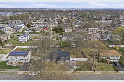 41 Madison Avenue, Amityville, NY 11701 - Photo 29