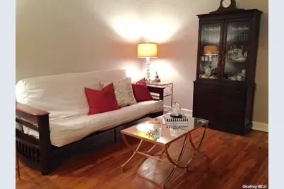 2 Town House Place #1J, Great Neck, NY 11021 - Photo 9