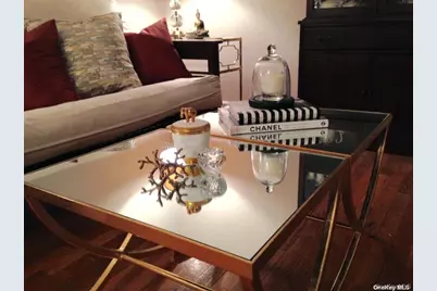 2 Town House Place #1J, Great Neck, NY 11021 - Photo 11