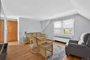 21 Whitney Ave, Floral Park, NY 11001 - Photo 17