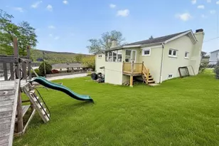 17 Regina Rd, Highland Falls, NY 10928 - Photo 3