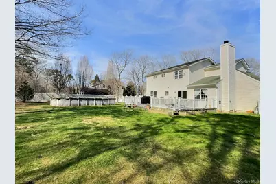 29 Terra Pines Gate, Yaphank, NY 11980 - Photo 5