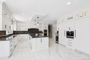 10 Colonial Dr, Smithtown, NY 11787 - Photo 7