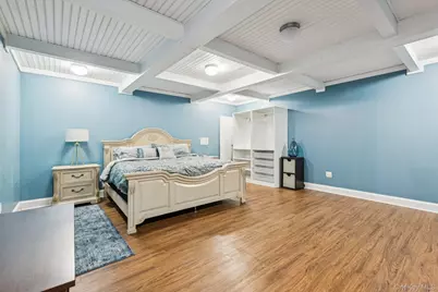 155 Bengeyfield Drive, East Williston, NY 11596 - Photo 31