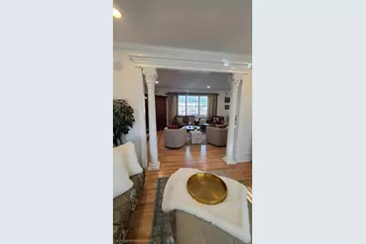 185 W Islip Road, West Islip, NY 11795 - Photo 21