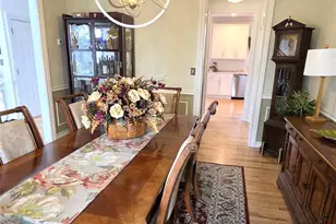 185 W Islip Rd, West Islip, NY 11795 - Photo 17