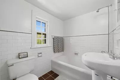 930 Grant Avenue, Pelham, NY 10803 - Photo 31