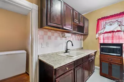 333 S 7th Avenue, Mount Vernon, NY 10550 - Photo 9