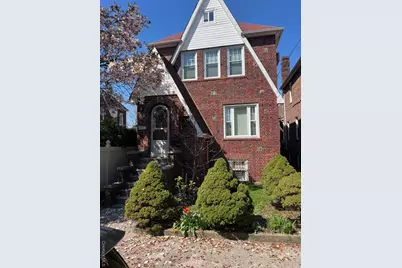 2445 Yates Avenue, Bronx, NY 10469 - Photo 3