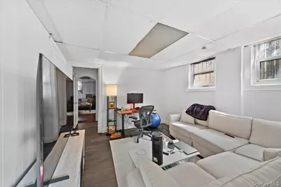2445 Yates Avenue, Bronx, NY 10469 - Photo 19