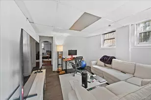 2445 Yates Ave, Bronx, NY 10469 - Photo 19