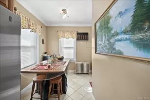 2445 Yates Ave, Bronx, NY 10469 - Photo 21