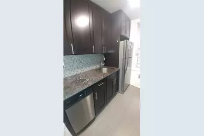 66-15 Thornton Place #5V, Rego Park, NY 11374 - Photo 11