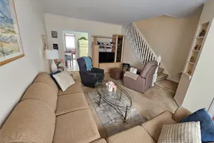 61-09 77th St, Middle Village, NY 11379 - Photo 5