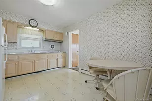 6 Brokaw Ave, Floral Park, NY 11001 - Photo 9