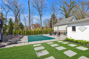 23 Grove St, Cold Spring Harbor, NY 11724 - Photo 19