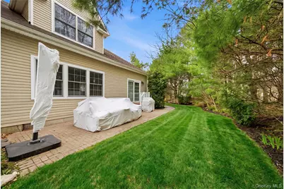 32 Eagle Circle, Bohemia, NY 11716 - Photo 31