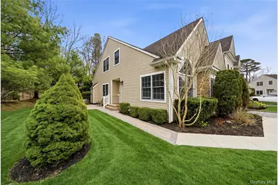 32 Eagle Circle, Bohemia, NY 11716 - Photo 29