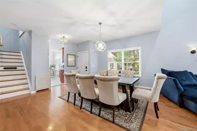 32 Eagle Circle, Bohemia, NY 11716 - Photo 13