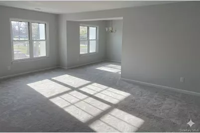175 Main Avenue #156, Wheatley Heights, NY 11798 - Photo 3