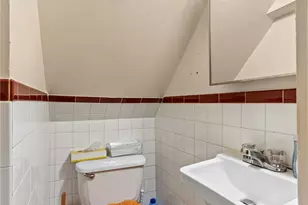 596 E 52nd St, Brooklyn, NY 11203 - Photo 9
