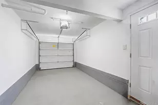 47 Favorite Ln, Jericho, NY 11753 - Photo 9