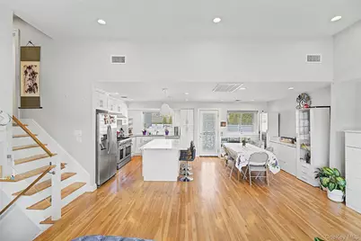 47 Favorite Lane, Jericho, NY 11753 - Photo 7