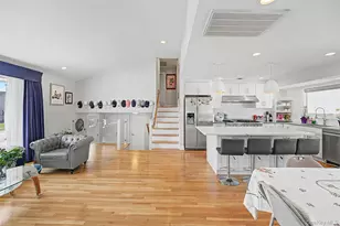 47 Favorite Ln, Jericho, NY 11753 - Photo 5