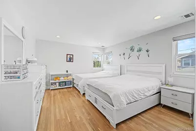 47 Favorite Lane, Jericho, NY 11753 - Photo 23