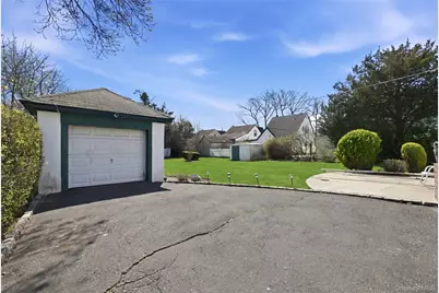 333 Ocean Avenue, East Rockaway, NY 11518 - Photo 23
